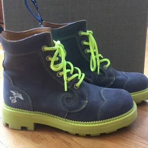 Like New John FLUEVOG ANNA SUI SWIRLS Denim DERBY BOOT shoes 5.5 6 Portugal